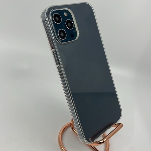 Premium Clear Case with Raised Camera Protection for iPhone 12 Pro Max - Picture 4 of 4